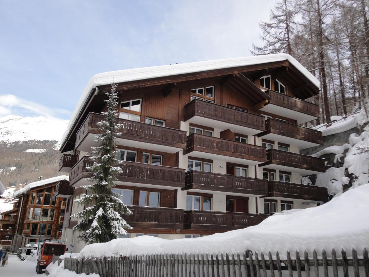 Bolero 4.5 Dachzimmerwohnung Zermatt Exterior photo